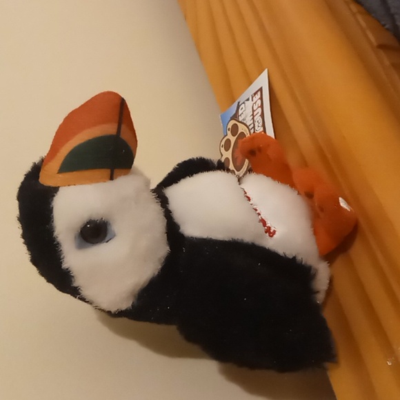 NWT PENGUIN PLUSH TOY - Picture 3 of 7